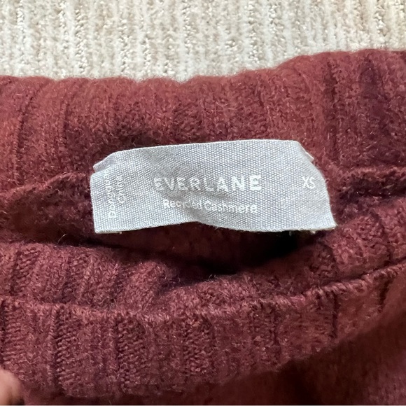 GUC | Everlane Recycled Cashmere, Waffle-knit Mockneck Sweater | Rust - Picture 4 of 7